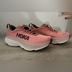 COPY - HOKA Bondi 8 in pink clay
